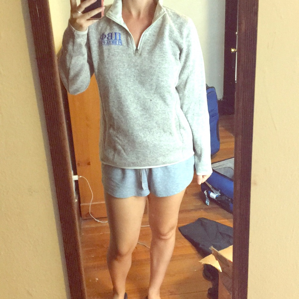 Phi Beta Phi Charles River pullover